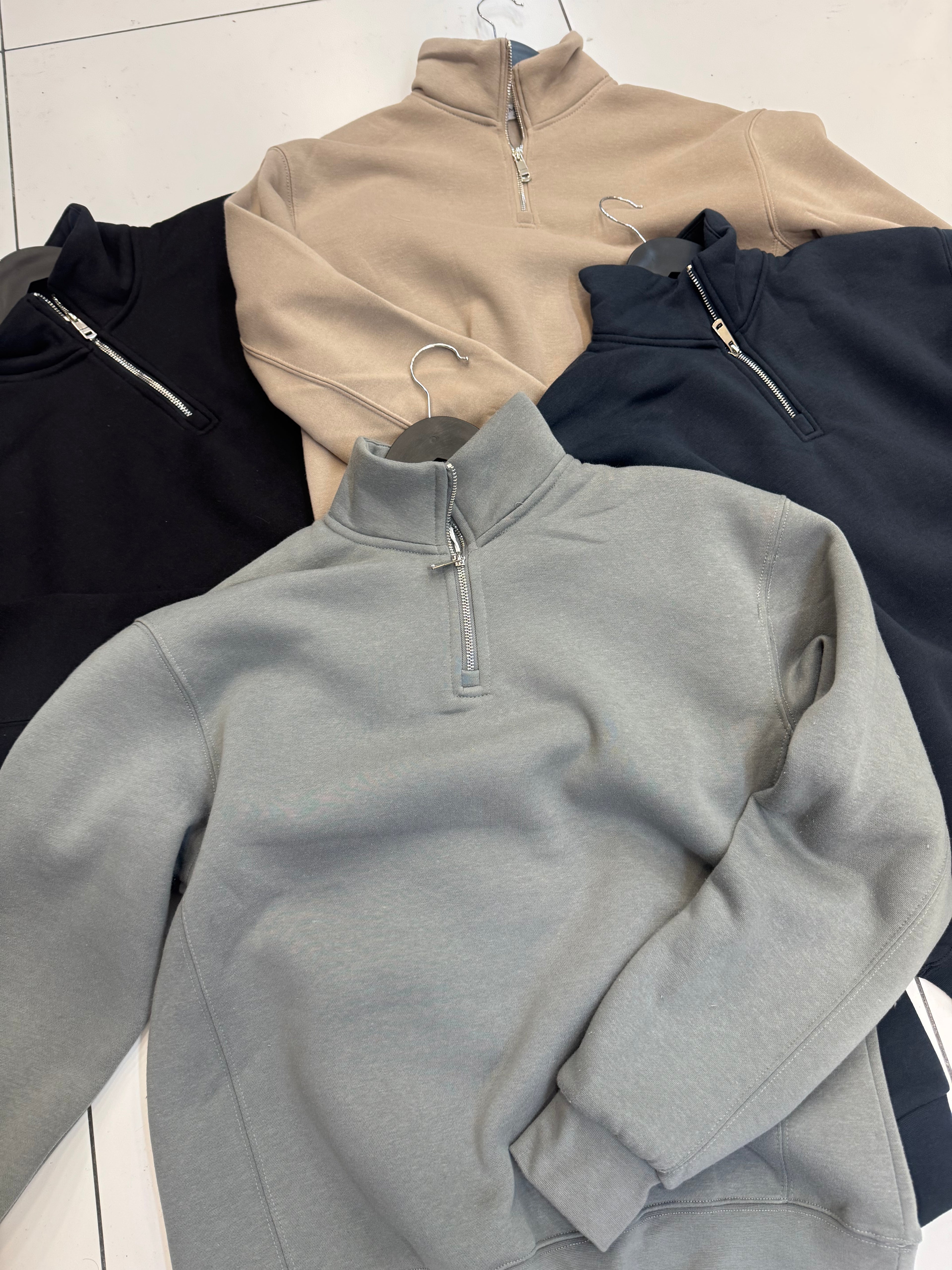 sweat demi zip